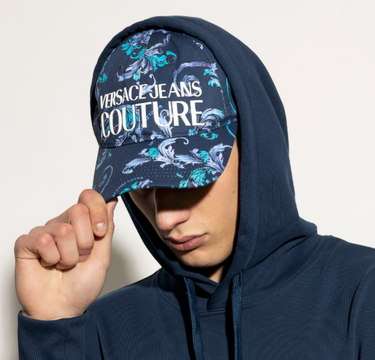 Gorra Versace blanca garigoles bordada para hombre